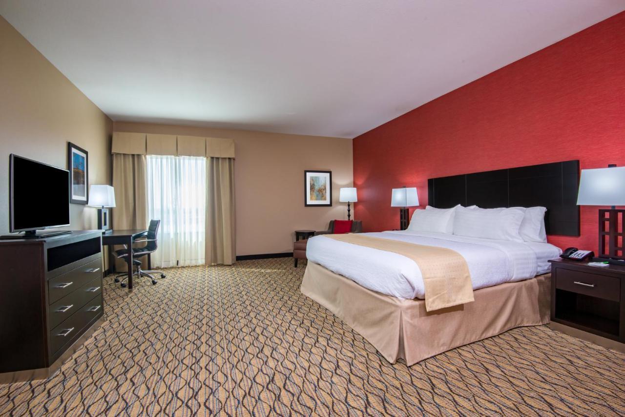 Holiday Inn Salina By Ihg Eksteriør bilde